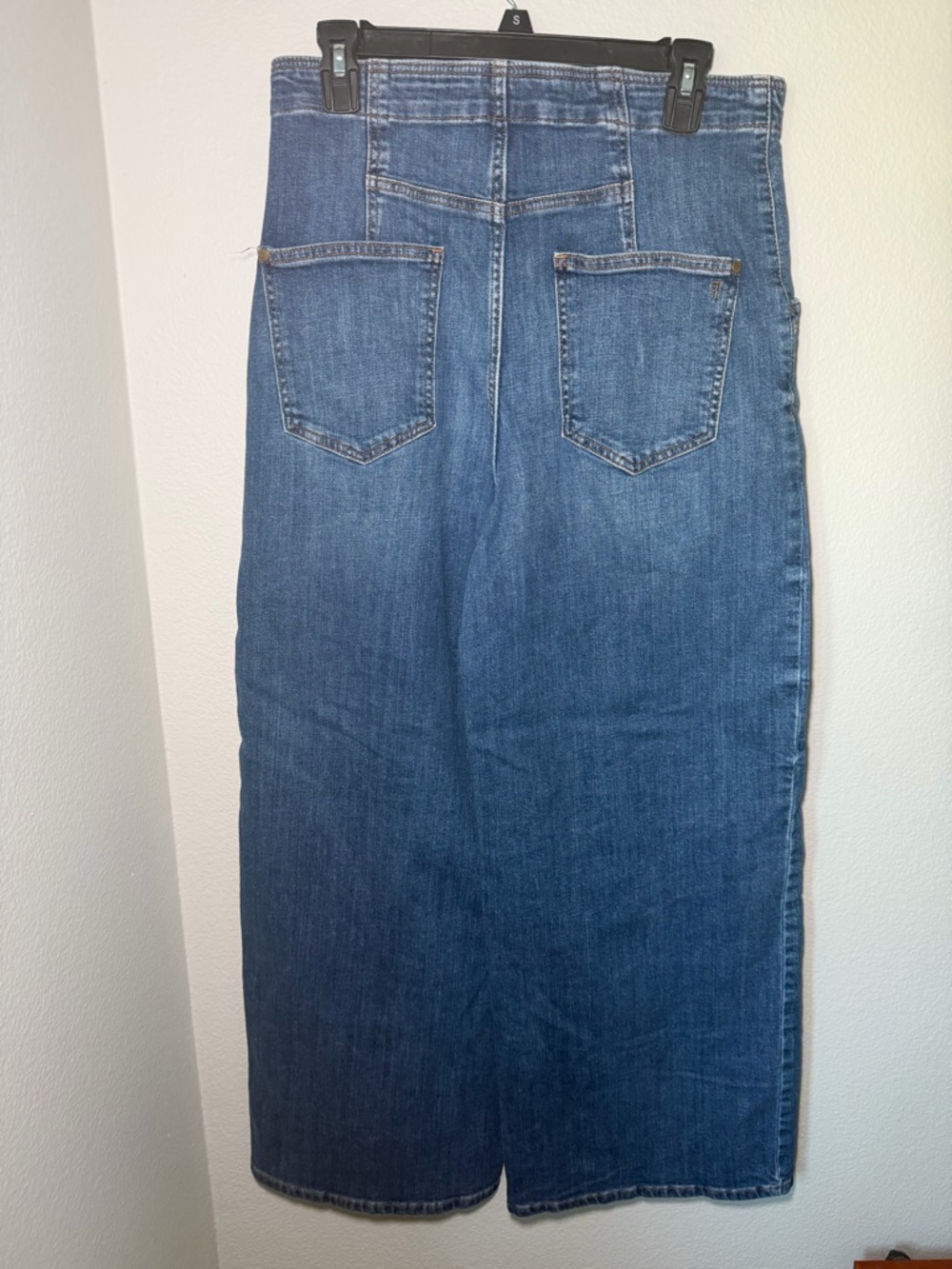 Size 31 Anthropologie Pilcro Corset-Seamed Cotton High-Rise Wide-Leg Jeans - Picture 4 of 7
